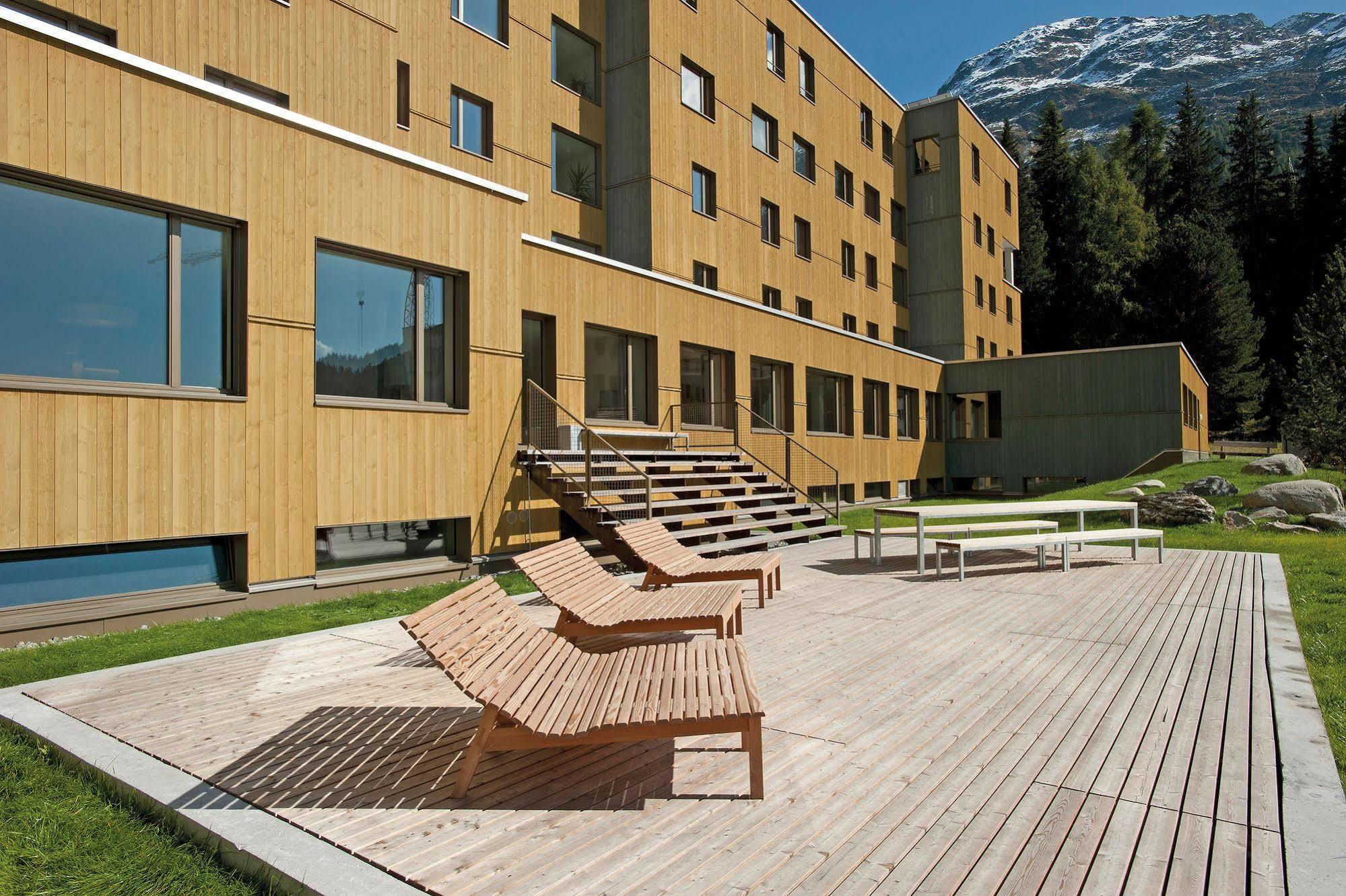 St. Moritz Youth Hostel Eksteriør bilde